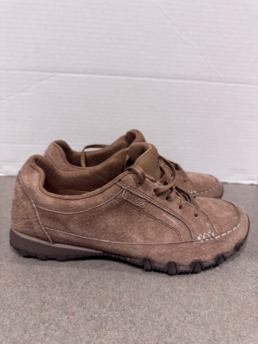 Skechers Tan Suede Lace-Up Relaxed Fit Air Cooled Memory Foam Sneakers